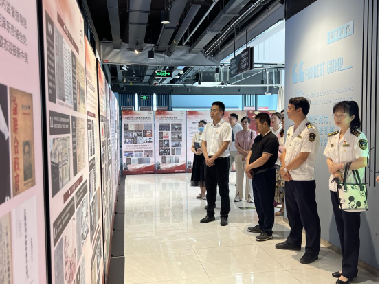 体味“光影里的清风廉政”——党建联盟单位七·一主题活动有新意